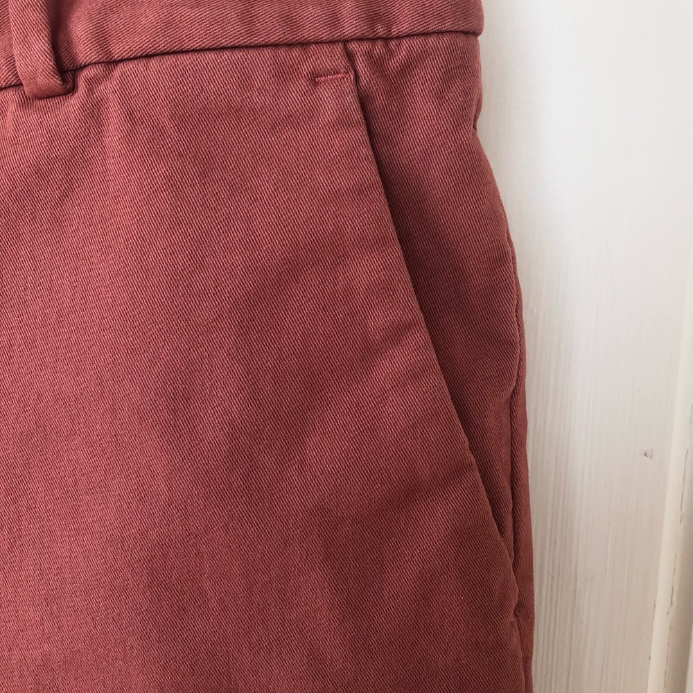 LOFT Nantucket Red The Riviera 8” Short - Picture 8 of 10